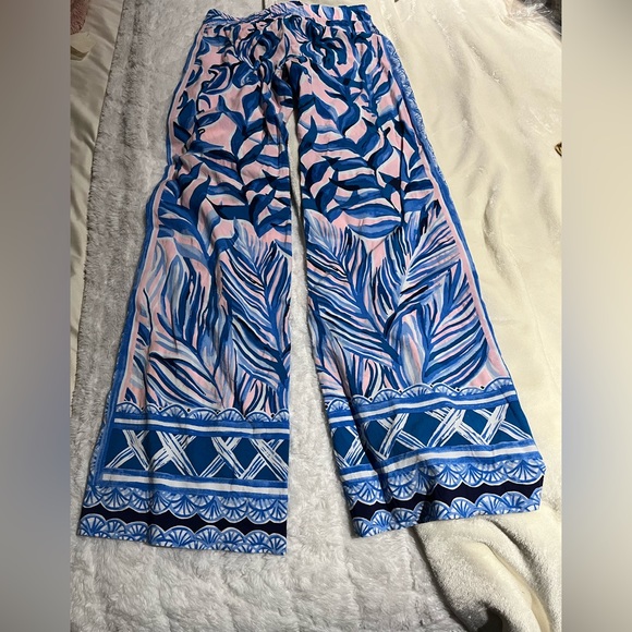 Lily Pulitzer Pants - Picture 2 of 9